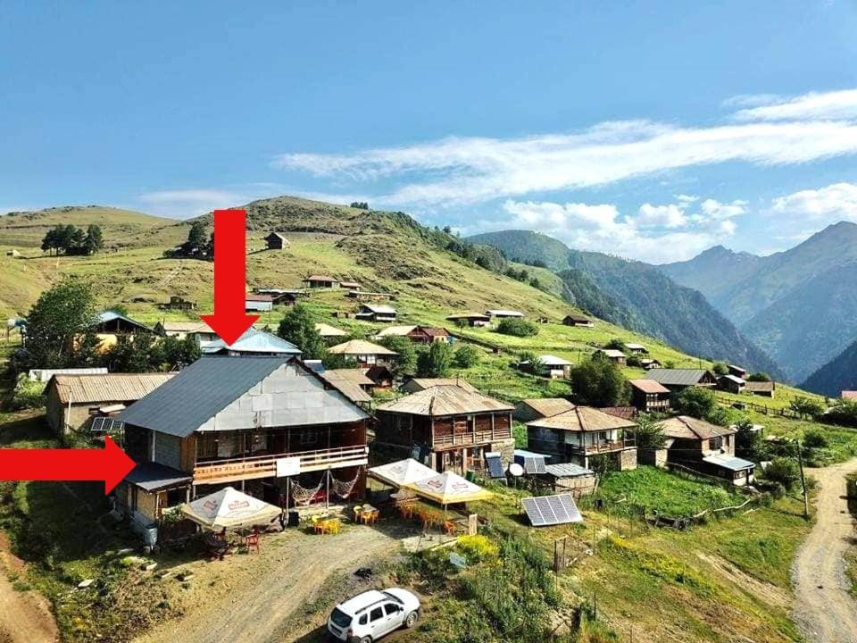 Tishe Hostel Omalo Ngoại thất bức ảnh